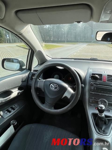 2009' Toyota Auris 1,6 Vvt-I photo #4