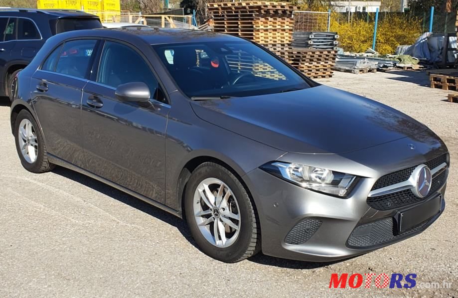 2018' Mercedes-Benz A-Klasa 180 D photo #3