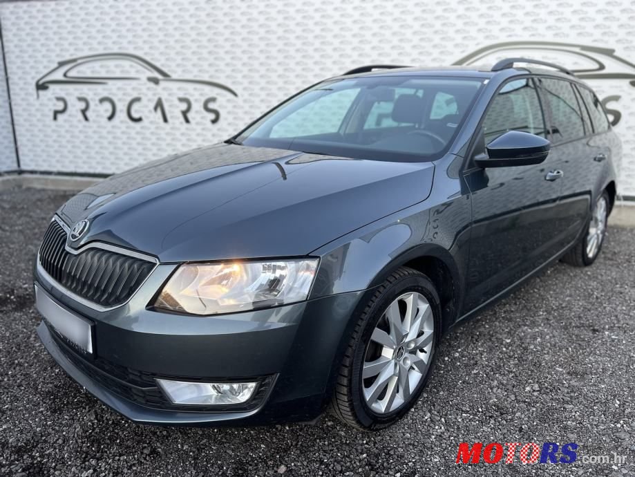 2015' Skoda Octavia Combi photo #2