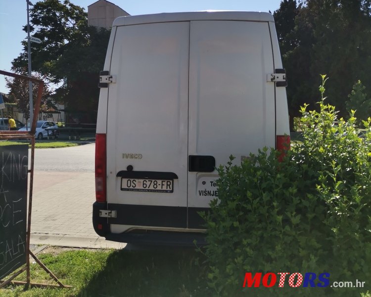 2005' Iveco Daily 35S photo #5