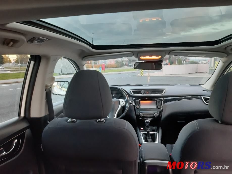 2014' Nissan Qashqai photo #5