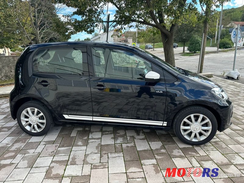 2016' Volkswagen Up! 1,0 Up! photo #3