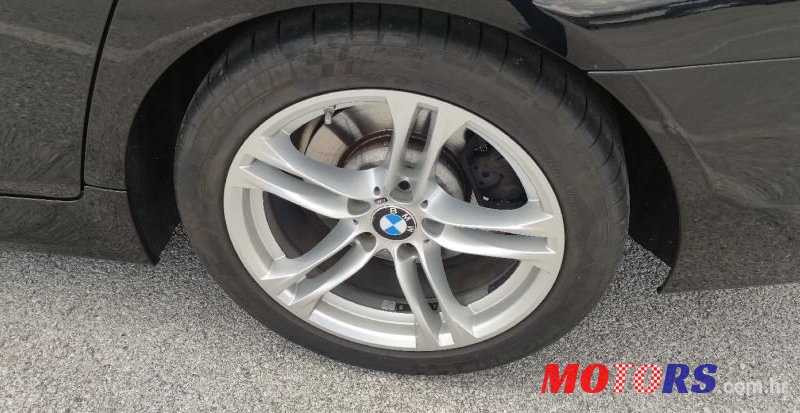 2015' BMW Serija 5 520D All-In-5M photo #3