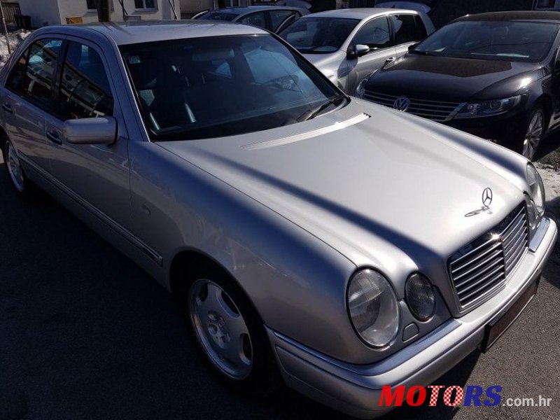 1998' Mercedes-Benz E-Klasa 240 photo #1