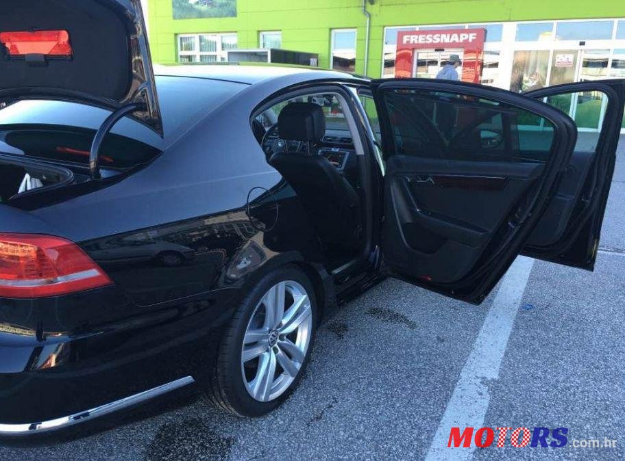 2012' Volkswagen Passat 2,0 Tdi photo #1