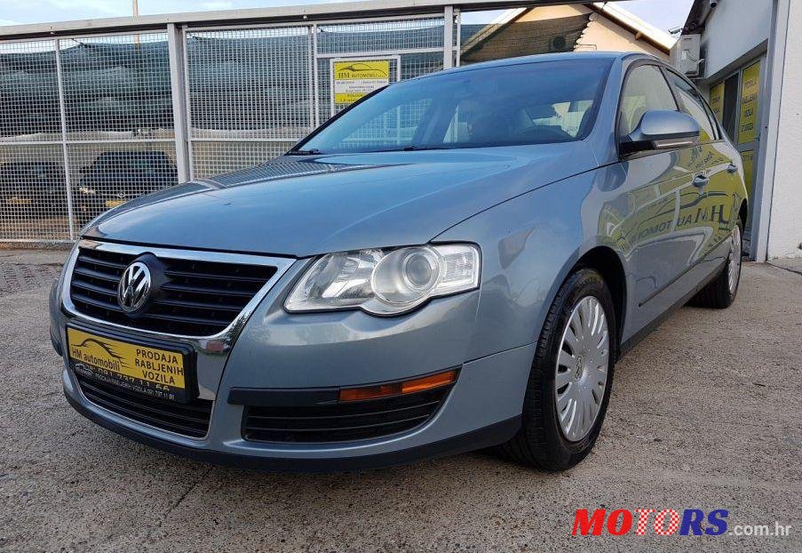 2008' Volkswagen Passat 2,0 Tdi photo #1