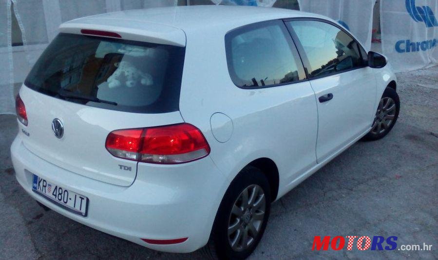 2009' Volkswagen Golf VI 2,0 Tdi photo #2