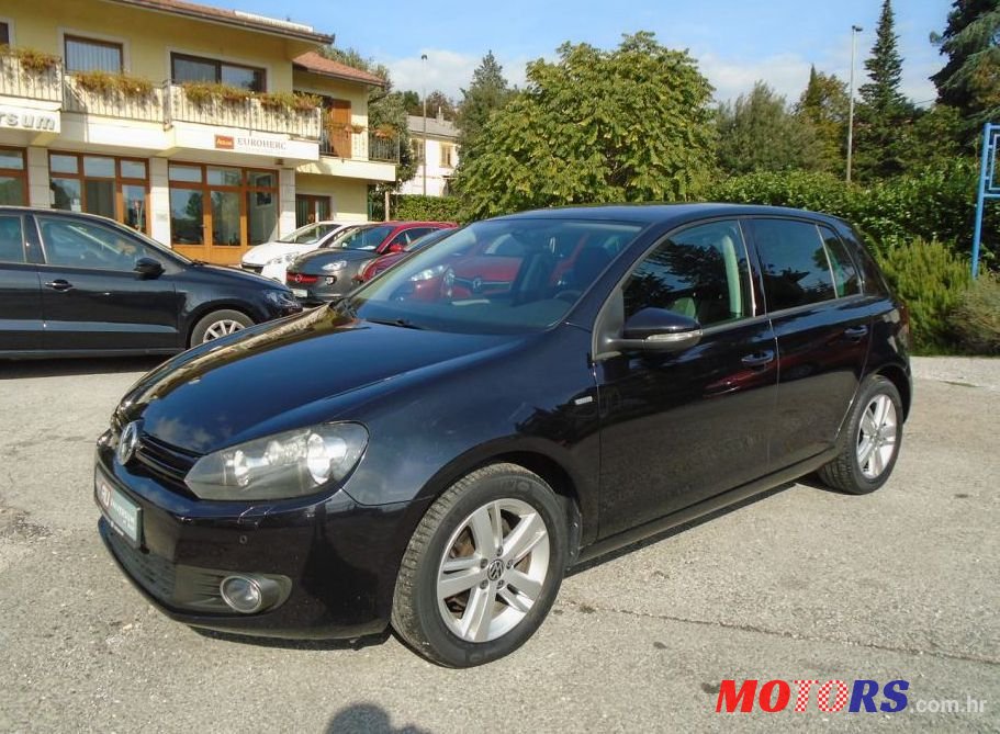 2012' Volkswagen Golf 6 1,6 Tdi photo #1