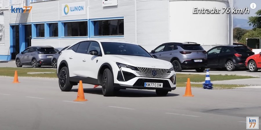 Peugeot 408 odradio Test izbjegavanja losa, položio?