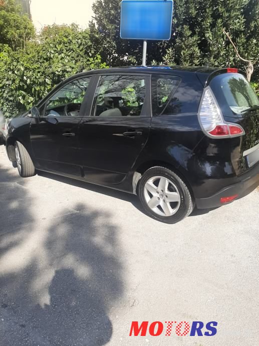 2014' Renault Scenic Dci photo #5