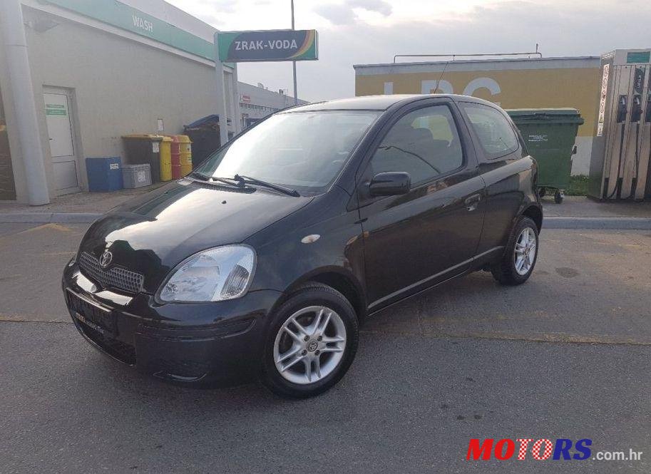 2003' Toyota Yaris 1,0 Vvt-I photo #2