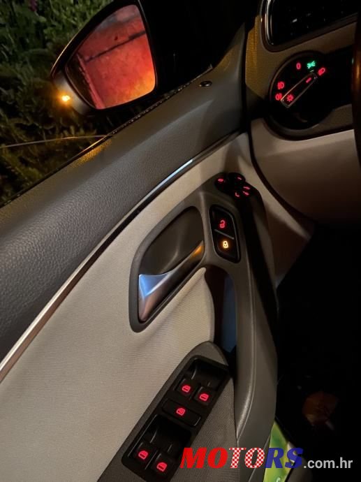 2014' Volkswagen Polo 1,2 Tsi photo #6