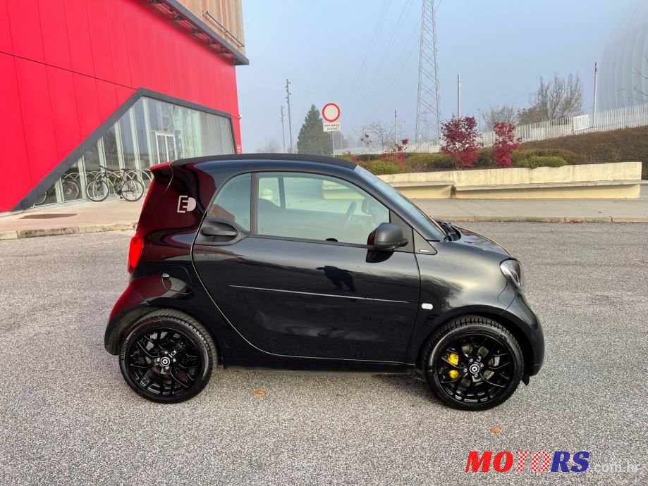 2019' Smart Fortwo Eq photo #6