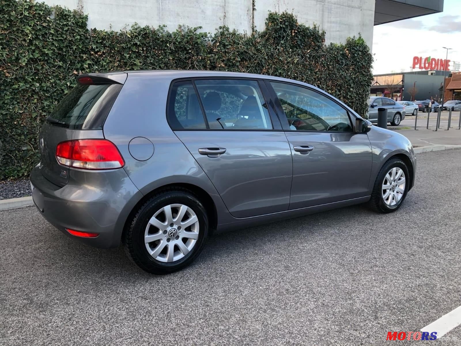 2011' Volkswagen Golf VI 1,6 Tdi photo #3