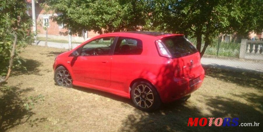 2013' Fiat Grande Punto 1,3 Multijet 16V photo #1