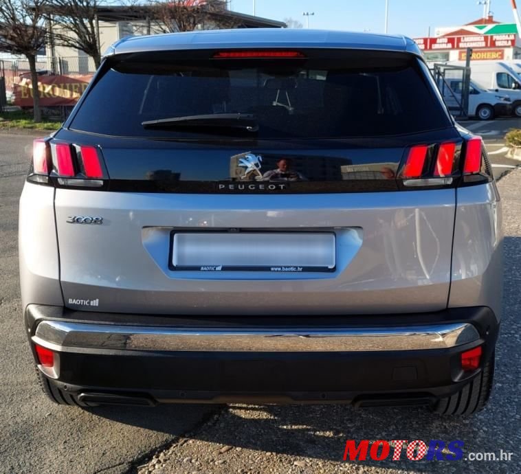 2019' Peugeot 3008 1,5 Bluehdi 130 S&S photo #6