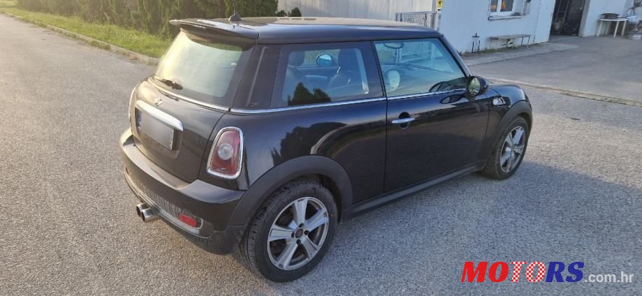 2007' MINI Cooper Cooper photo #6
