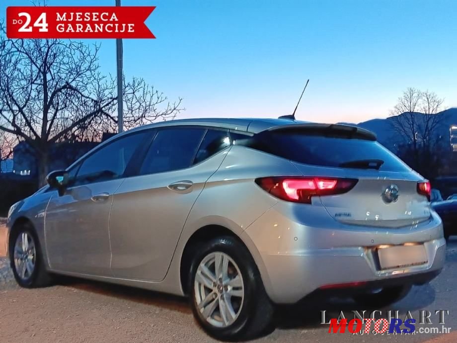 2018' Opel Astra 1.6 Cdti photo #5