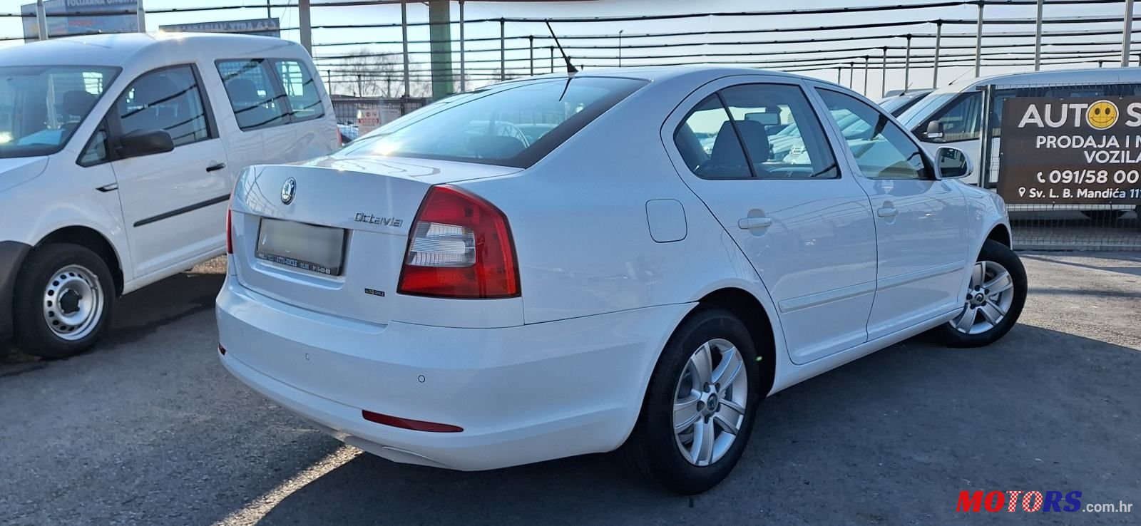 2011' Skoda Octavia 1,6 Tdi photo #6