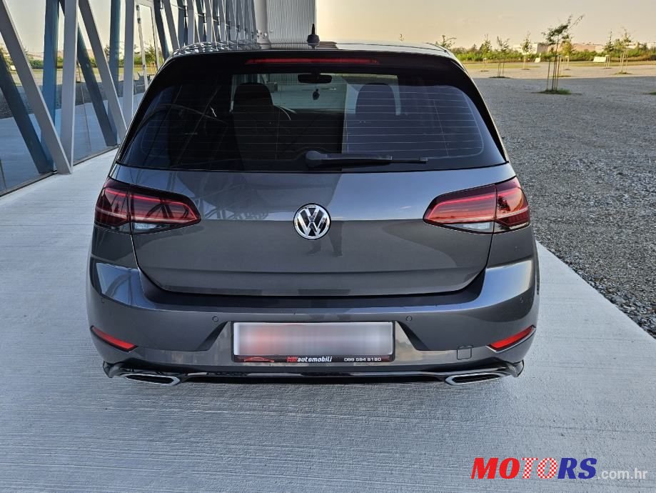 2017' Volkswagen Golf 7 2,0 Tdi photo #3
