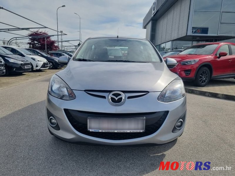 2011' Mazda 2 1,3 I Te photo #2