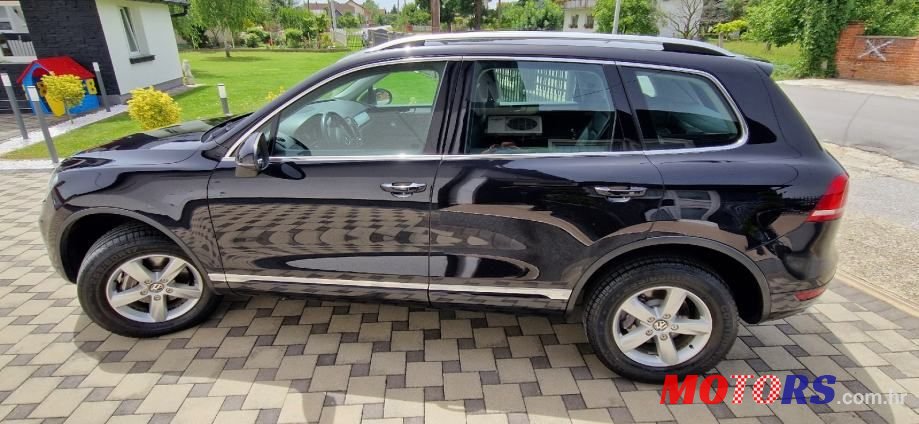 2011' Volkswagen Touareg 3,0 V6 Tdi Bmt photo #5