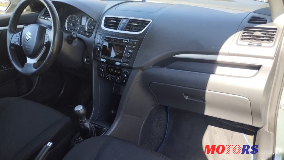 2010' Suzuki Swift 1,3 photo #5