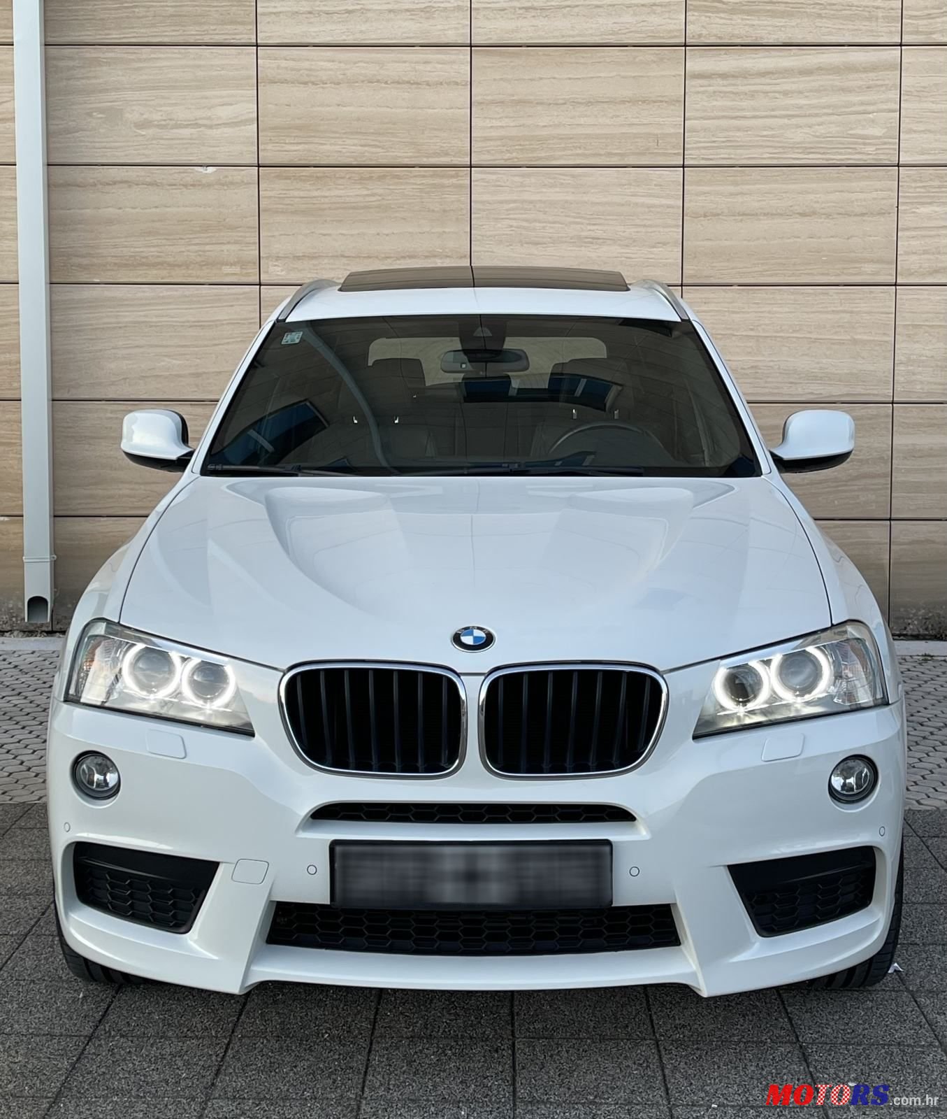 2013' BMW X3 Xdrive20D photo #3