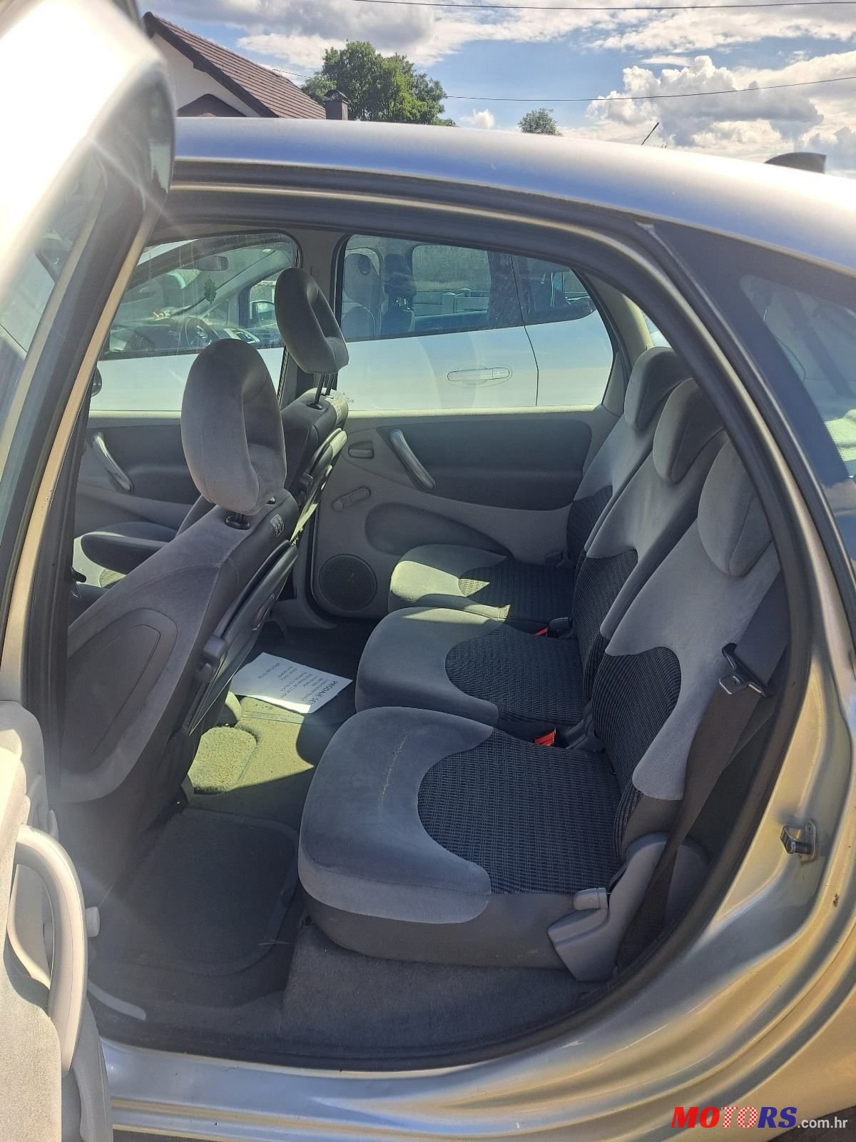 2004' Citroen Xsara Picasso 1,6 Hdi photo #6