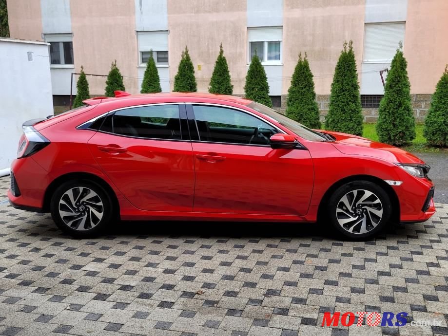 2018' Honda Civic 1,0T photo #4