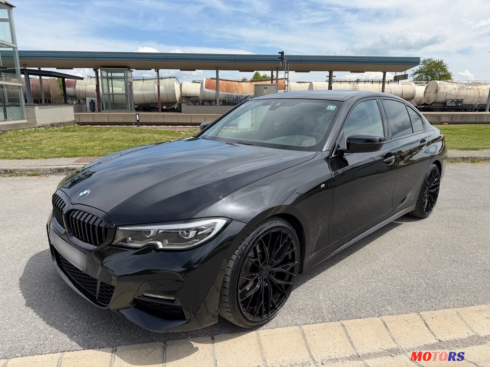 2020' BMW Serija 3 318D photo #2