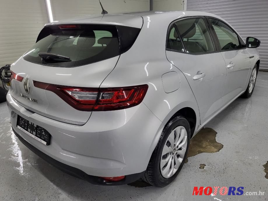 2019' Renault Megane Blue Dci 115 photo #4
