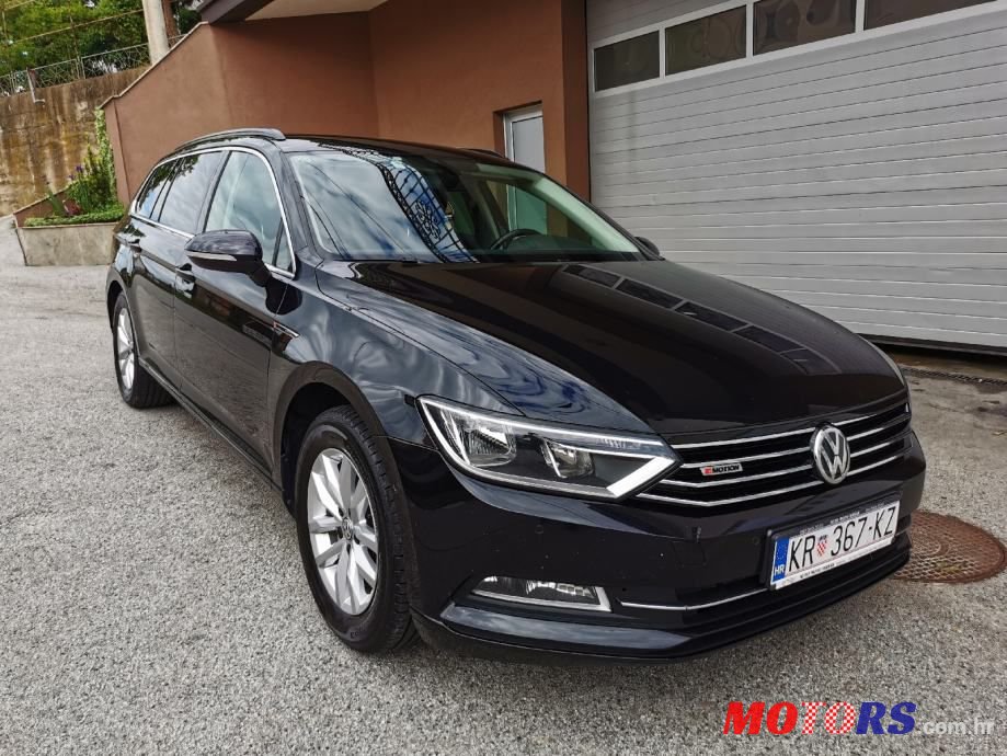 2017' Volkswagen Passat photo #3