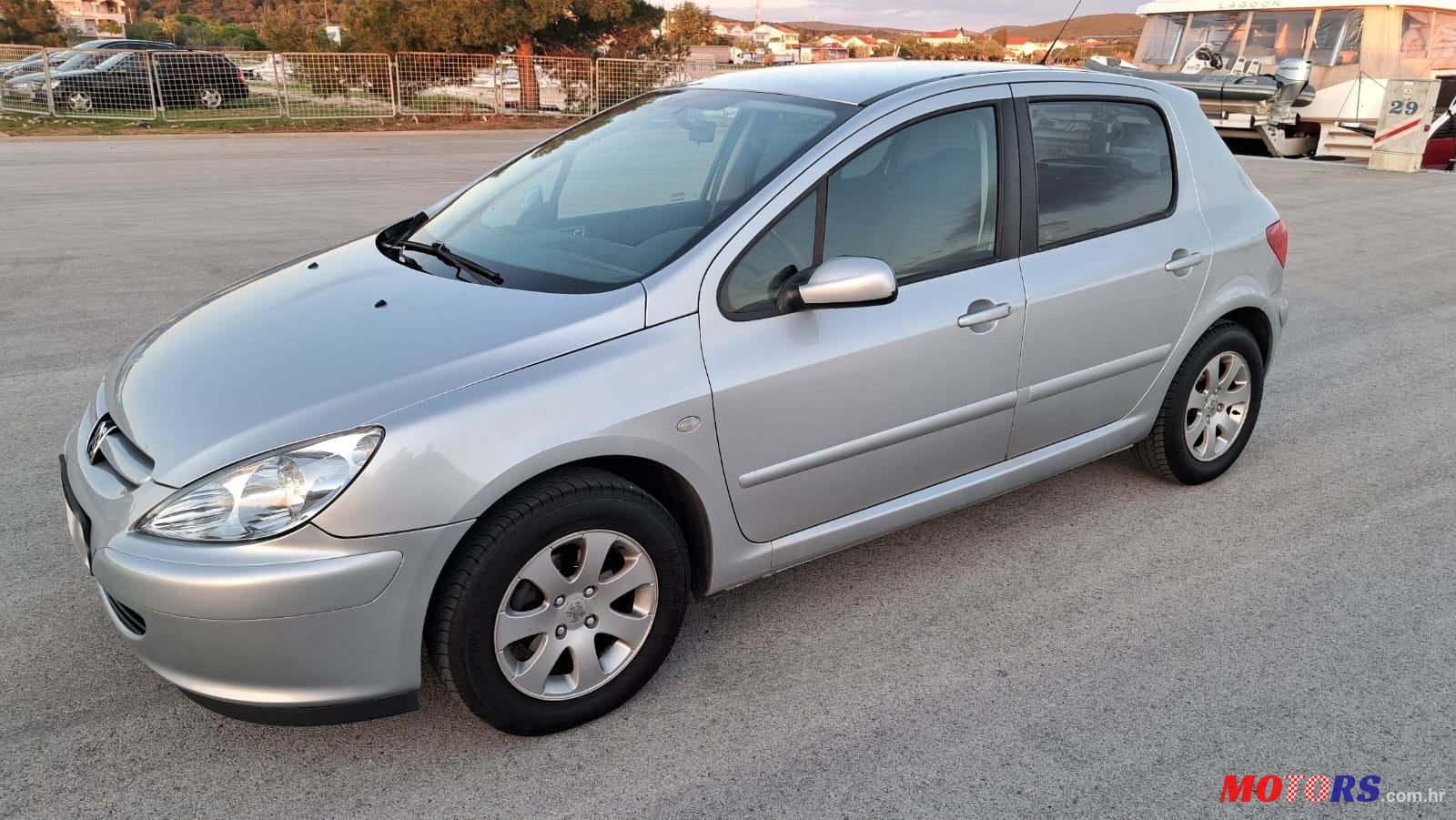 2004' Peugeot 307 1,4 Hdi photo #3