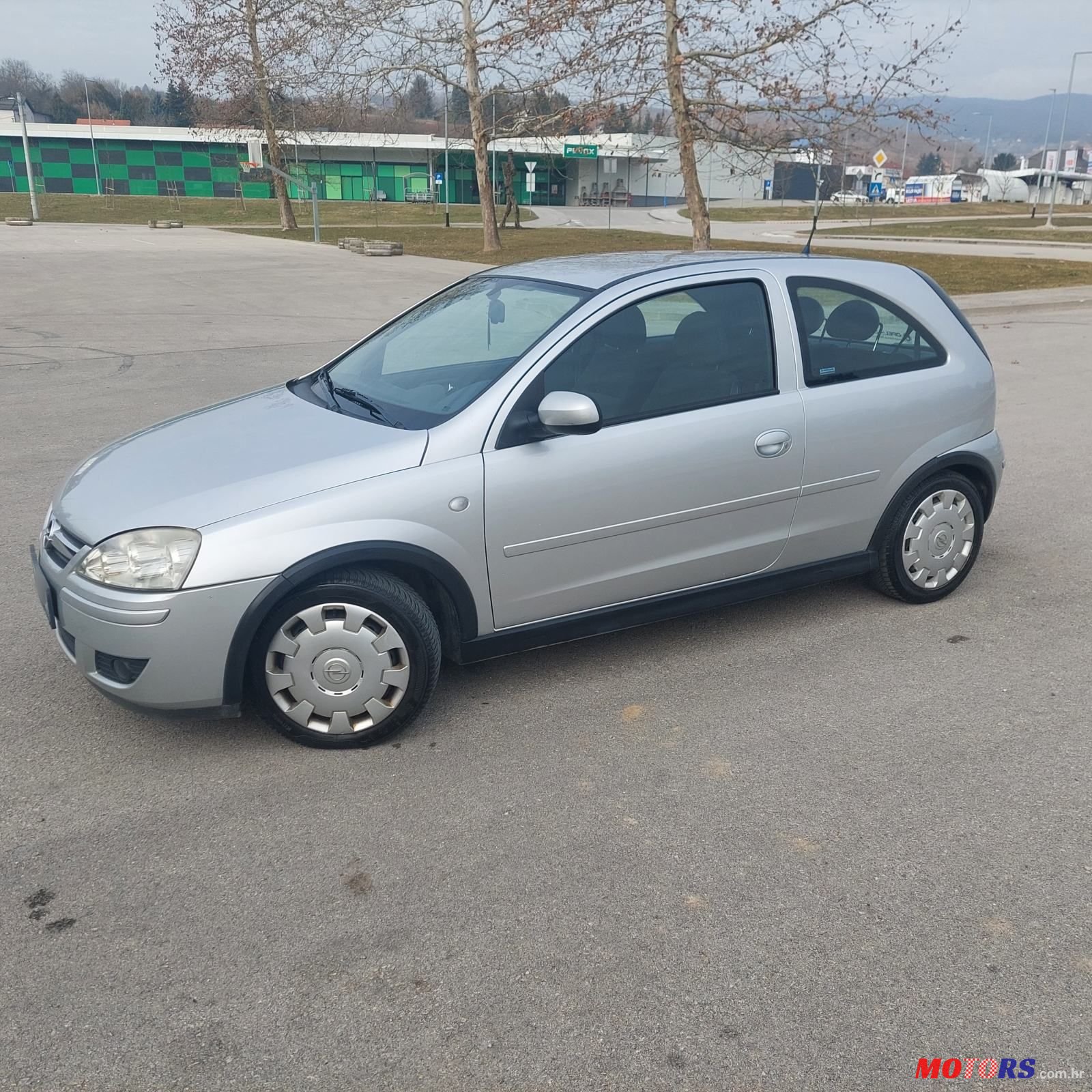 2004' Opel Corsa 1,7 Cdti photo #1