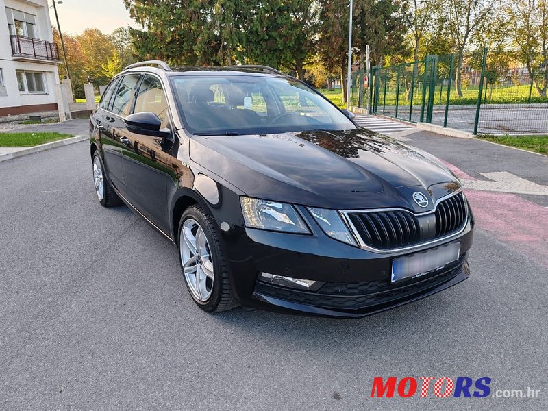 2019' Skoda Octavia Combi photo #1