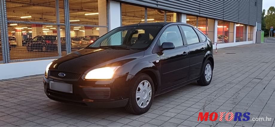 2008' Ford Focus 1,6 photo #1