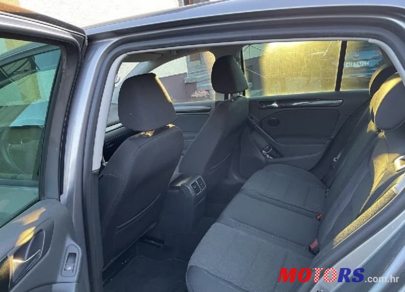 2009' Volkswagen Golf 6 photo #5