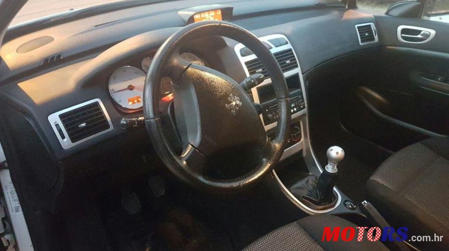 2008' Peugeot 307 Sw 1,6 16V Hdi photo #3