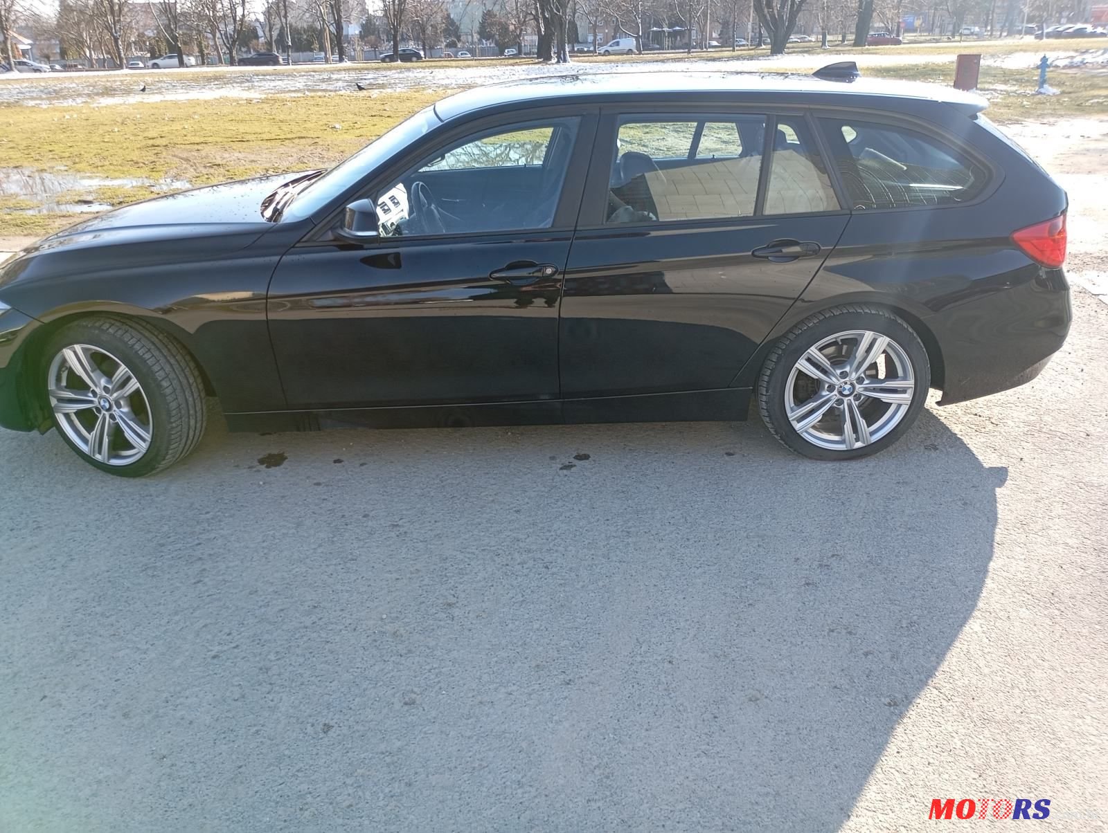 2013' BMW Serija 3 318D photo #3