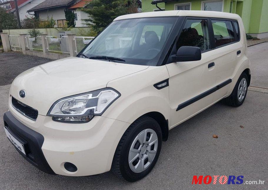 2010' Kia Soul 1,6 Cool photo #2