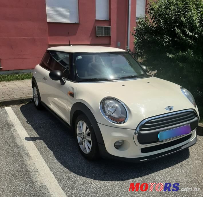 2015' MINI One Diesel F56 photo #4
