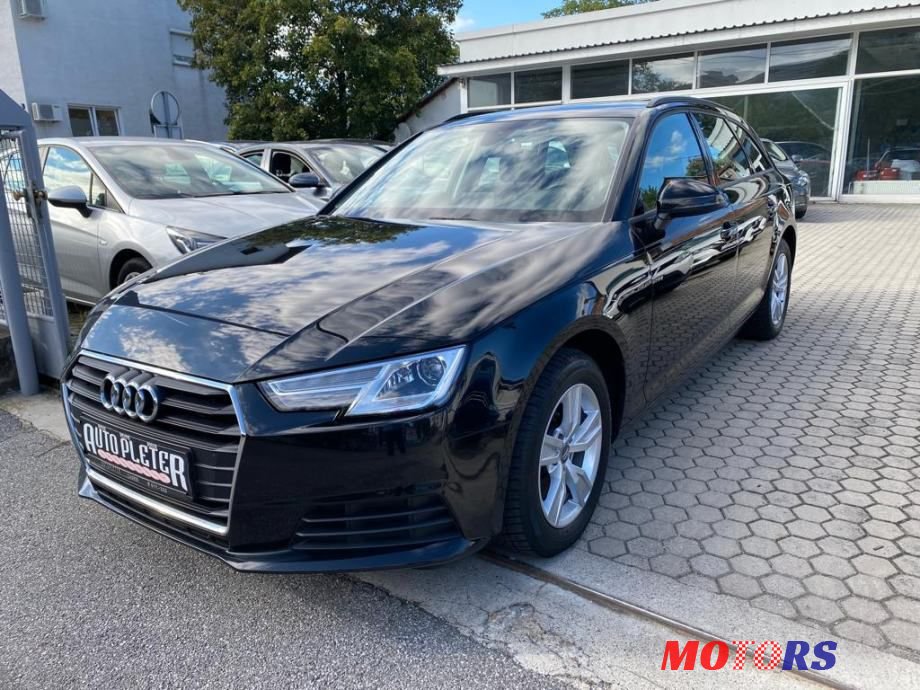 2019' Audi A4 Avant photo #1