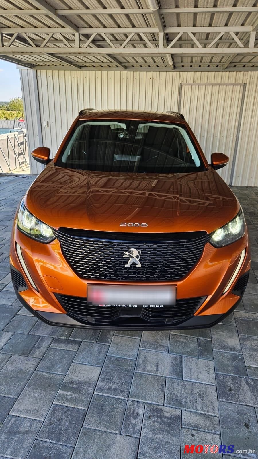 2022' Peugeot 2008 1,2 photo #2