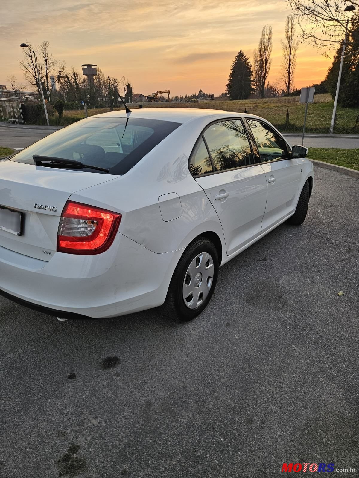 2013' Skoda Rapid 1,6 Tdi photo #2