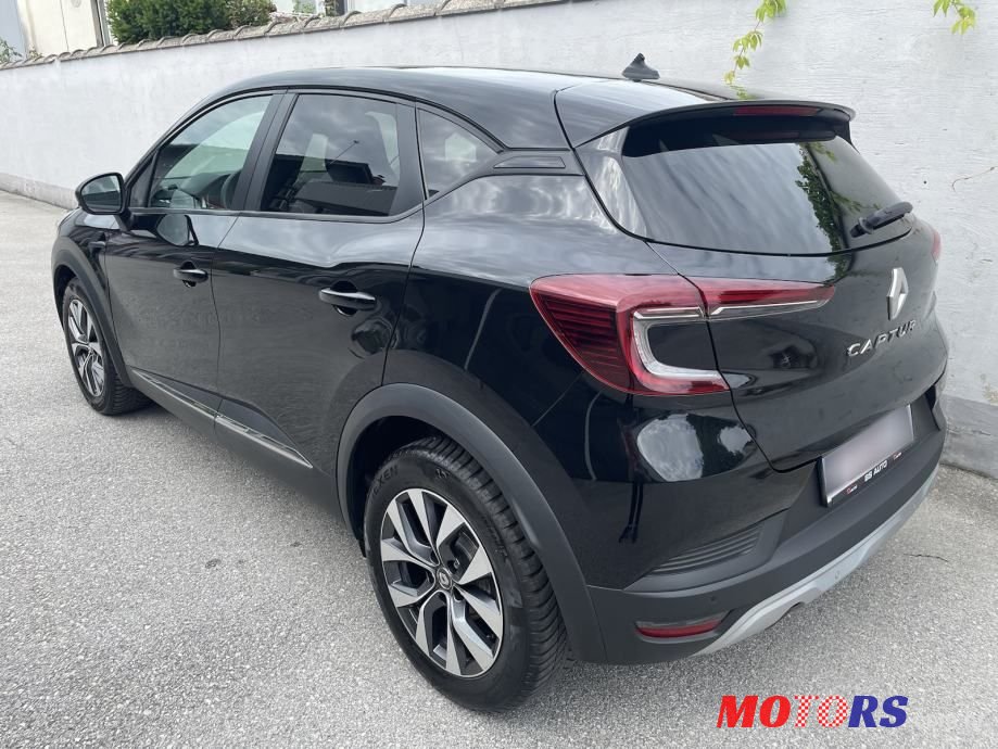2020' Renault Captur Tce photo #3