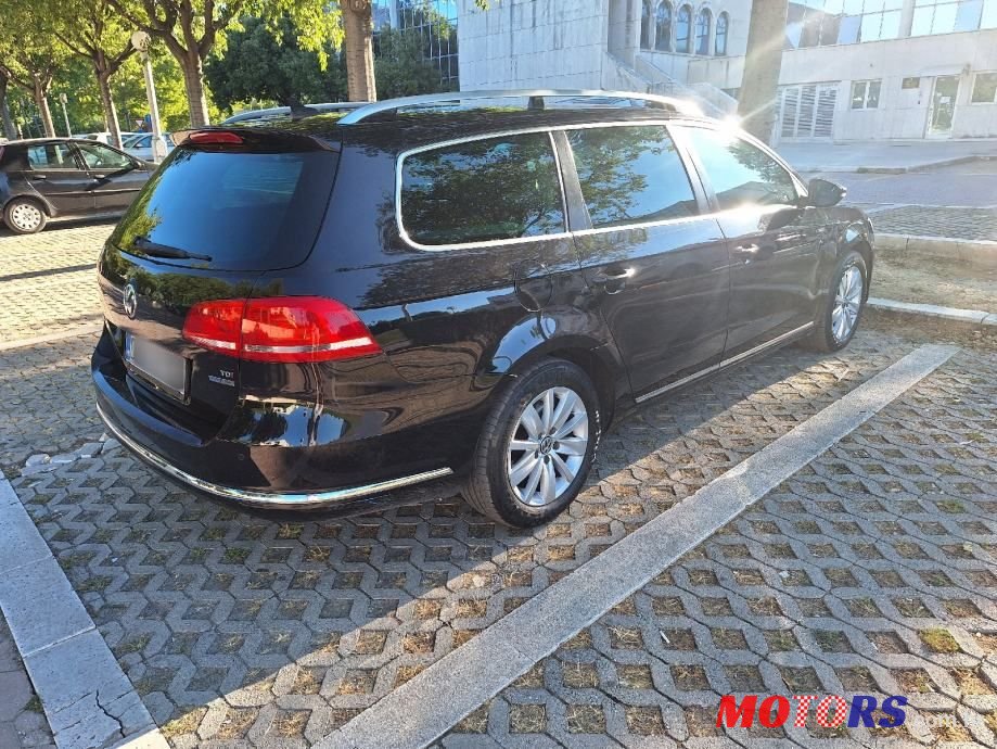 2012' Volkswagen Passat Variant photo #5