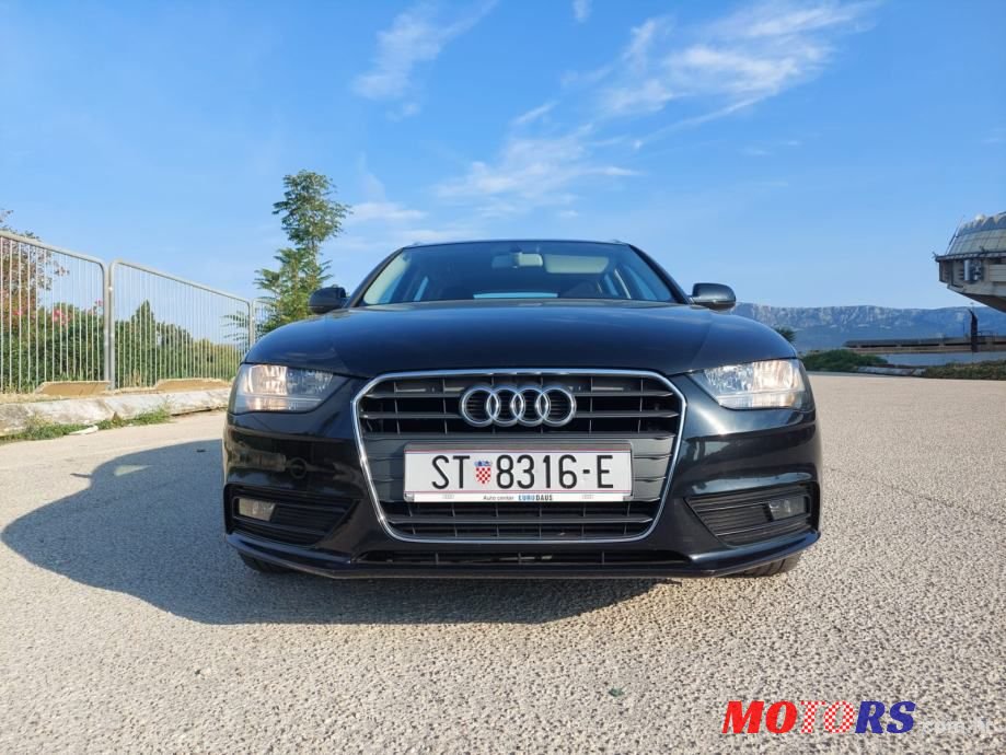 2012' Audi A4 Avant photo #3