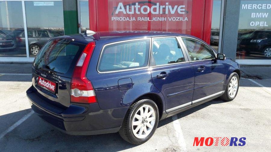 2005' Volvo V50 1,6 D photo #1