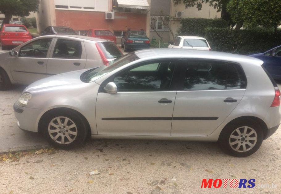 2005' Volkswagen Golf V 1,9 Tdi photo #1